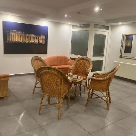 Akropolis Hotel Lübeck Buitenkant foto